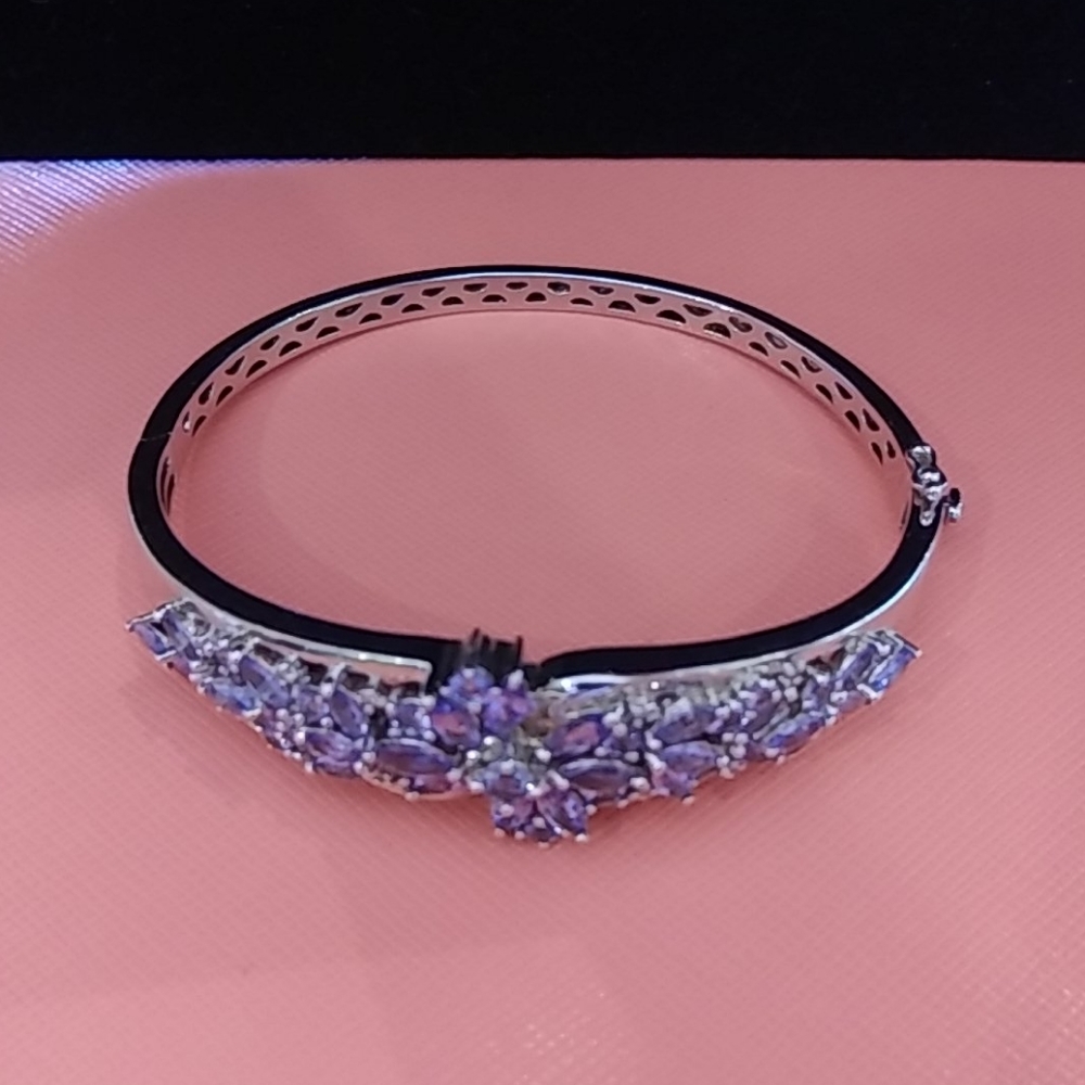 Large lavender stone flower bracelet